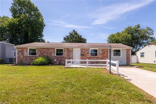1930 Demetro DR, Hampton, VA 23663