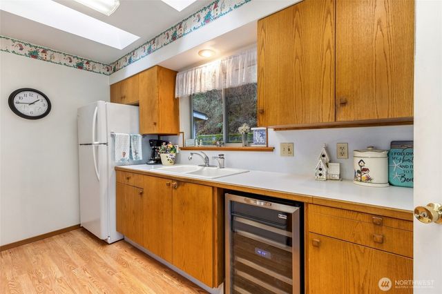 534 Sundin Drive, Camano Island, WA 98282