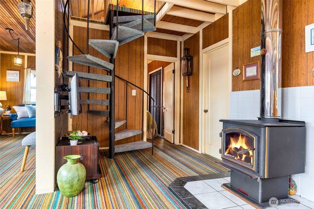 534 Sundin Drive, Camano Island, WA 98282