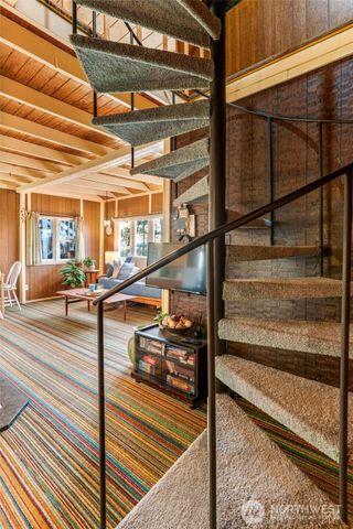 534 Sundin Drive, Camano Island, WA 98282