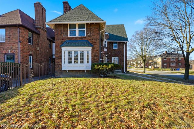 8951 La Salle Boulevard, Detroit, MI 48206