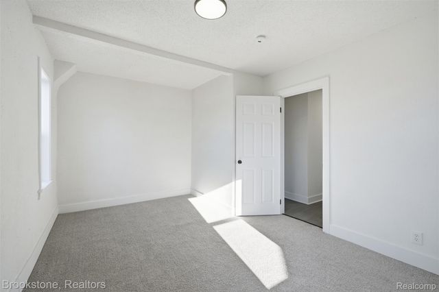 8951 La Salle Boulevard, Detroit, MI 48206