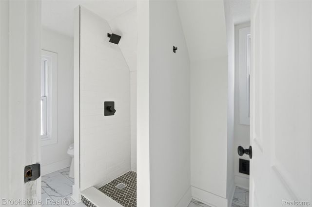 8951 La Salle Boulevard, Detroit, MI 48206