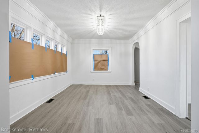 8951 La Salle Boulevard, Detroit, MI 48206