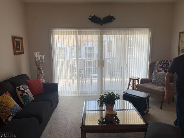 8414 Warrens Way, Wanaque Boro, NJ 07465