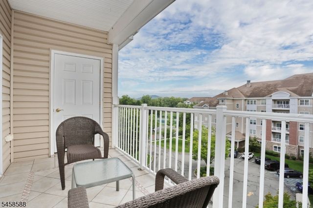 8414 Warrens Way, Wanaque Boro, NJ 07465