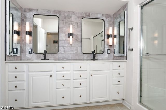 8414 Warrens Way, Wanaque Boro, NJ 07465