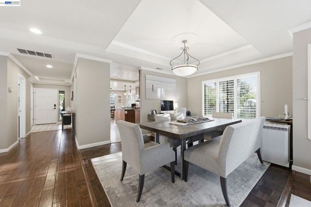 24439 Gina Ct, Hayward, CA 94541