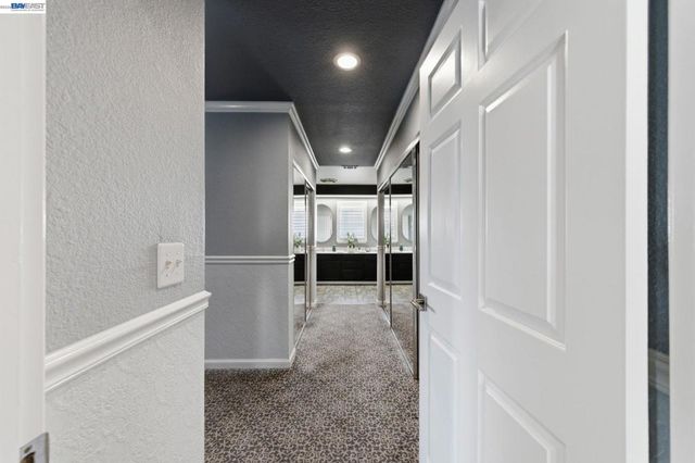 24439 Gina Ct, Hayward, CA 94541