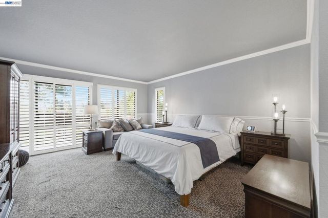 24439 Gina Ct, Hayward, CA 94541