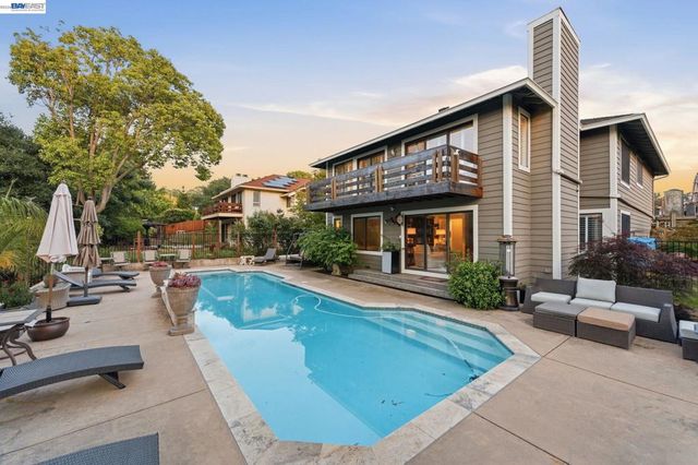 24439 Gina Ct, Hayward, CA 94541