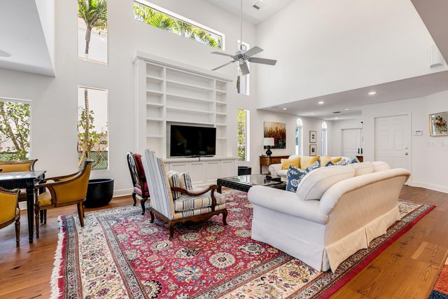 1833 SE 7th Street, Fort Lauderdale, FL 33316