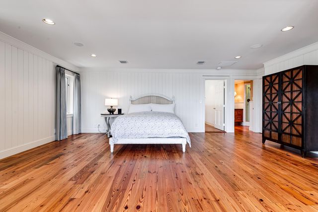 1833 SE 7th Street, Fort Lauderdale, FL 33316