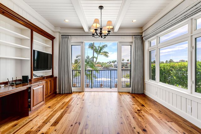 1833 SE 7th Street, Fort Lauderdale, FL 33316