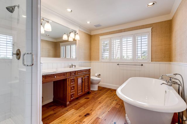 1833 SE 7th Street, Fort Lauderdale, FL 33316