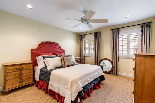 1833 SE 7th Street, Fort Lauderdale, FL 33316