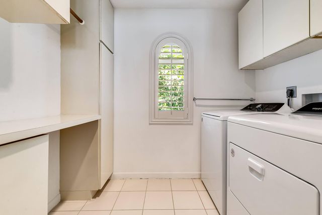 1833 SE 7th Street, Fort Lauderdale, FL 33316