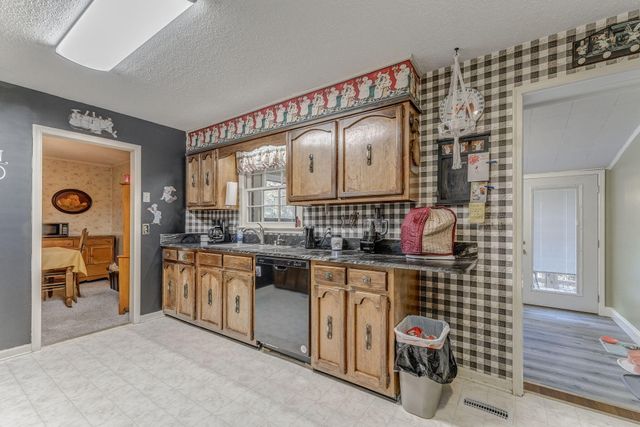 1929 Sourwood Drive, Dalton, GA 30720