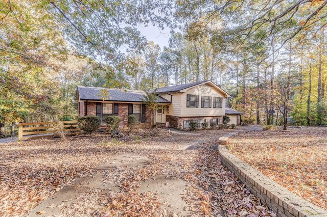 1929 Sourwood Drive, Dalton, GA 30720