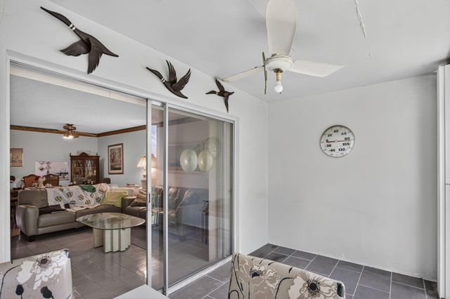 7827 GOLF CIR Drive 301, Margate, FL 33063