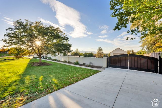 983 E SOUTHFORK DR, Draper, UT 84020