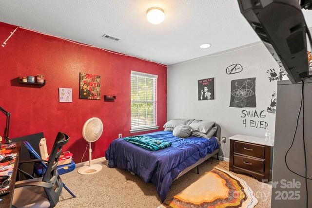 5631 Graypark Drive, Charlotte, NC 28269