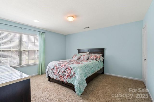 5631 Graypark Drive, Charlotte, NC 28269