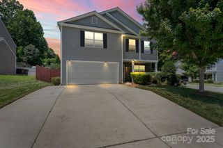 5631 Graypark Drive, Charlotte, NC 28269