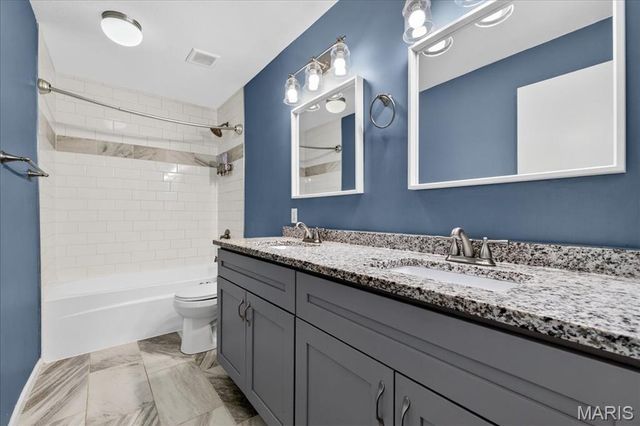 11975 Sarthe Drive, Maryland Heights, MO 63043