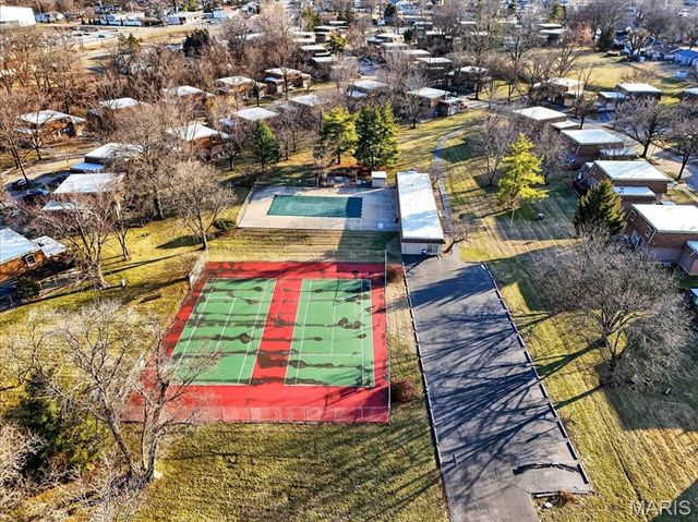 11975 Sarthe Drive, Maryland Heights, MO 63043