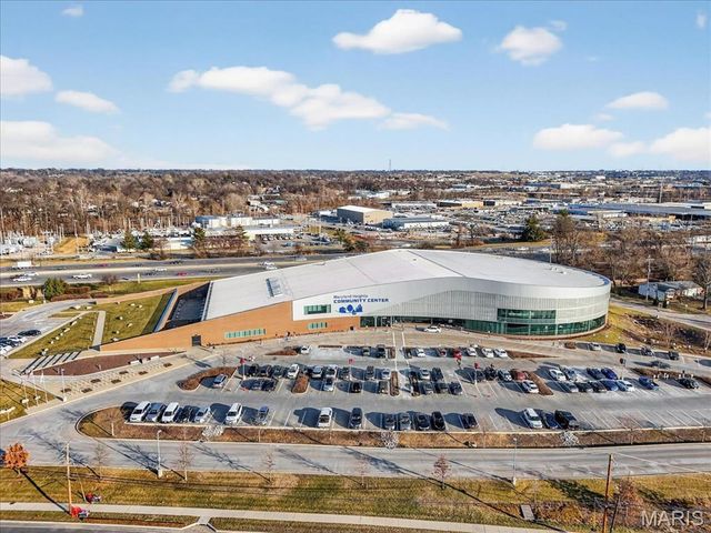 11975 Sarthe Drive, Maryland Heights, MO 63043