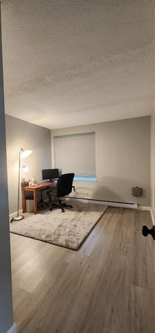 27 Skyline Drive 3, Braintree, MA 02184