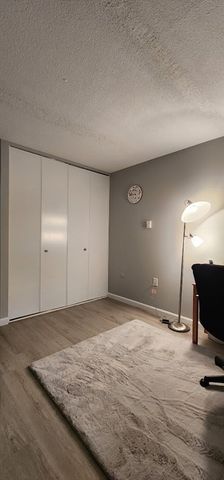 27 Skyline Drive 3, Braintree, MA 02184