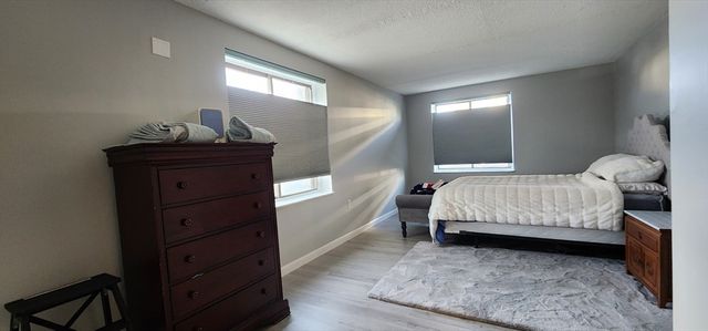 27 Skyline Drive 3, Braintree, MA 02184