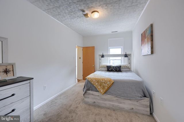 352 W ORANGE ST, Lancaster, PA 17603