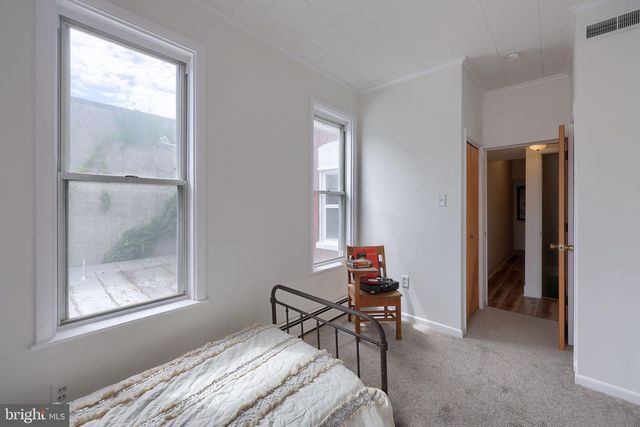 352 W ORANGE ST, Lancaster, PA 17603