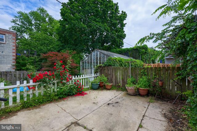 352 W ORANGE ST, Lancaster, PA 17603