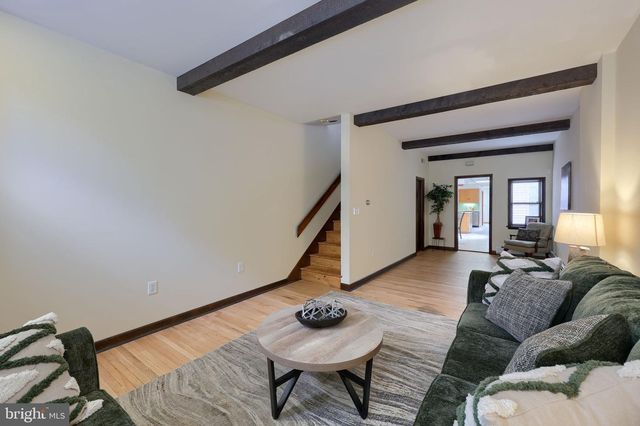 352 W ORANGE ST, Lancaster, PA 17603