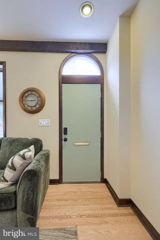 352 W ORANGE ST, Lancaster, PA 17603