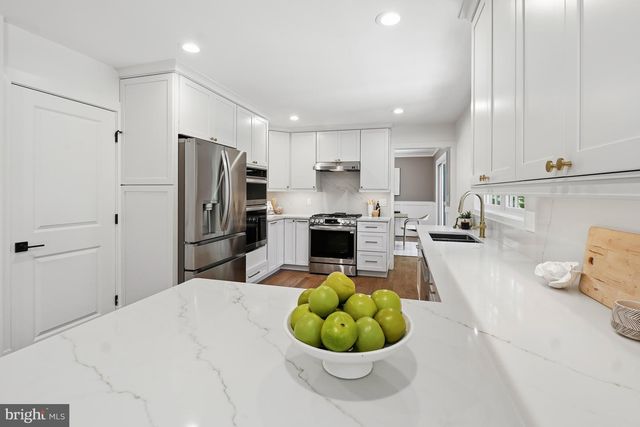 7 VICTORY CT, Potomac, MD 20854