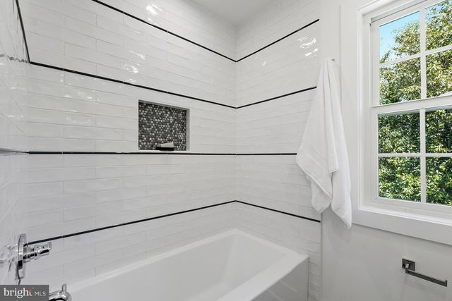 7 VICTORY CT, Potomac, MD 20854