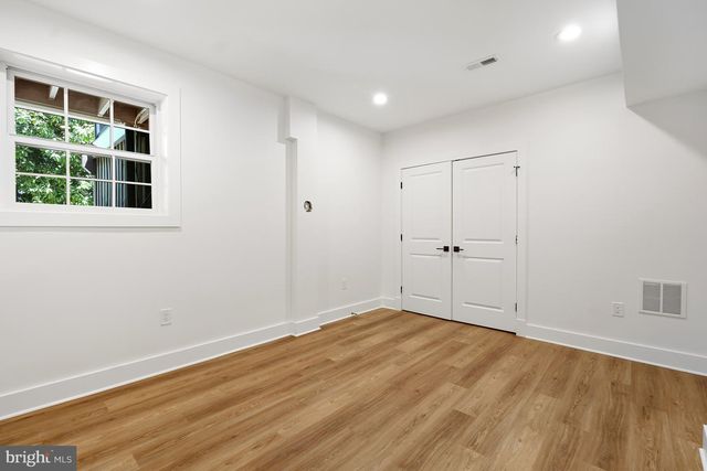 7 VICTORY CT, Potomac, MD 20854