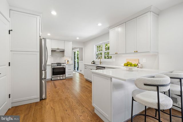 7 VICTORY CT, Potomac, MD 20854