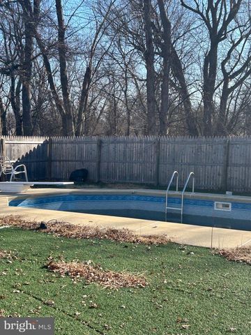 107 MICHIGAN RD, Pennsville, NJ 08070