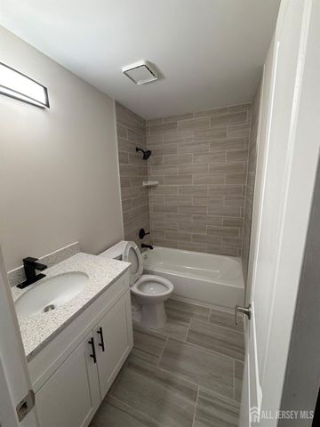 172 Nathan Drive, North Brunswick, NJ 08902