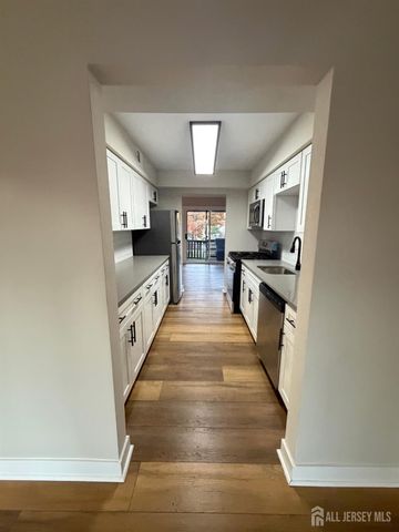 172 Nathan Drive, North Brunswick, NJ 08902