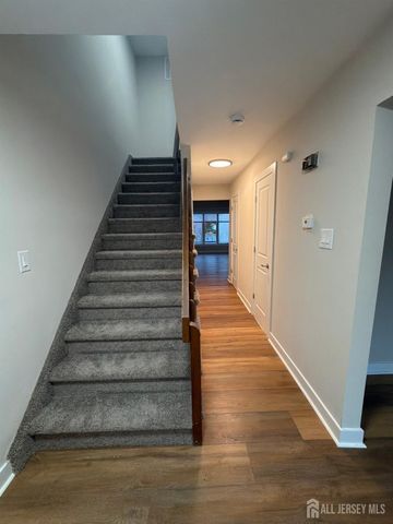 172 Nathan Drive, North Brunswick, NJ 08902