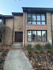 172 Nathan Drive, North Brunswick, NJ 08902