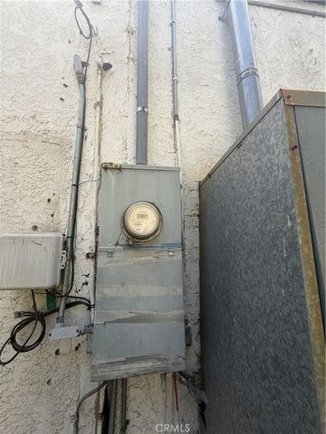 4957 W 21st, Los Angeles, CA 90016