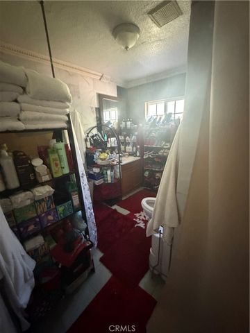 4957 W 21st, Los Angeles, CA 90016